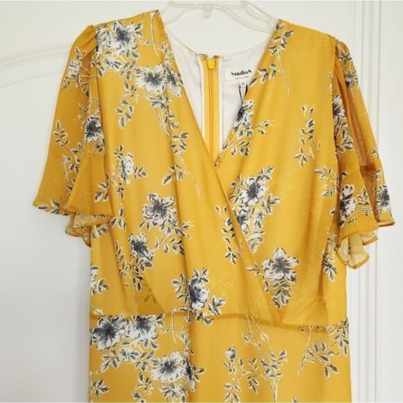 Studio8 Floral‎ Dress - Picture 2 of 11